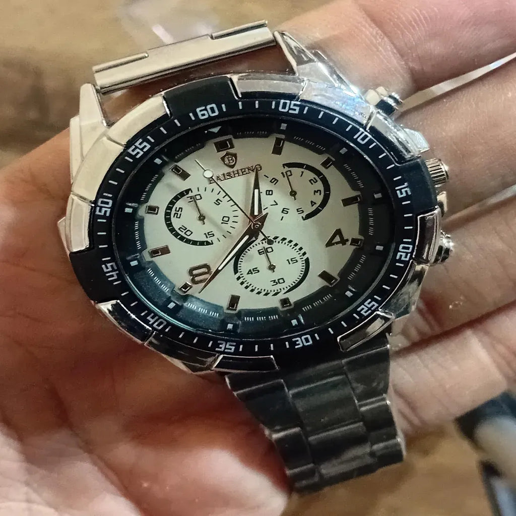 Men's Luxury Quartz Analog Watch Silver Black Dial