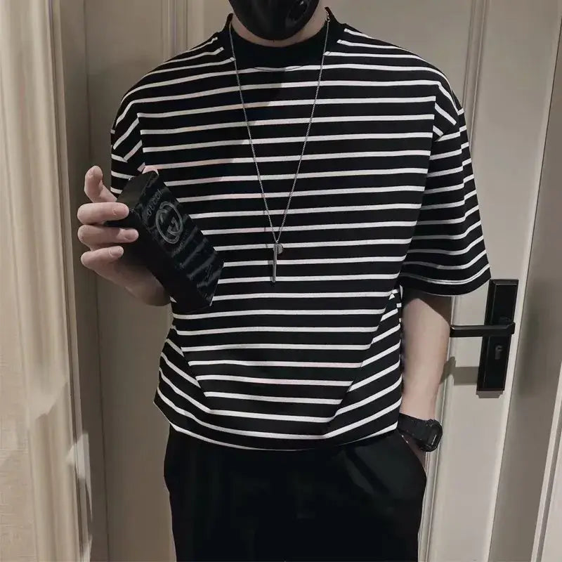 Men Striped Short Sleeve T-Shirt Black White Korean Style